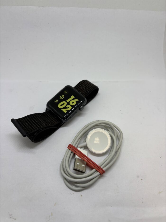 Apple Watch Series 3 42mm - Obrázek 7