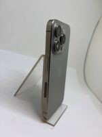 Apple iPhone 15 Pro 256GB natural titanium eSIM - Obrázek 4