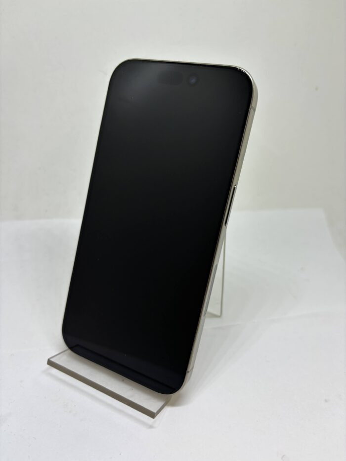 IMG_7901 Apple iPhone 15 Pro 256GB natural titanium eSIM - Obrázek 7