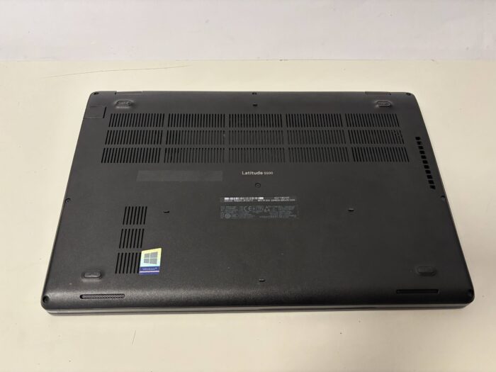 Dell Latitude 5500 i5/16GB/256GB/Win11Pro - Obrázek 7