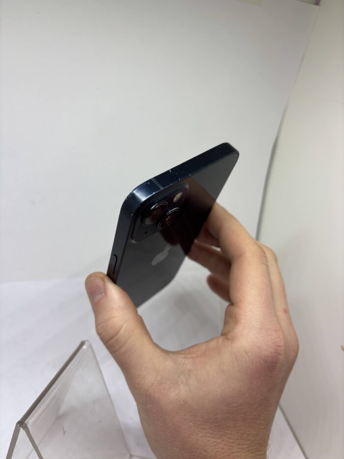 Apple iPhone 13 128GB Midnight - Obrázek 8