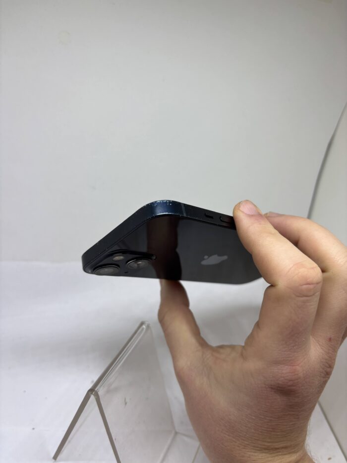 Apple iPhone 13 128GB Midnight - Obrázek 9