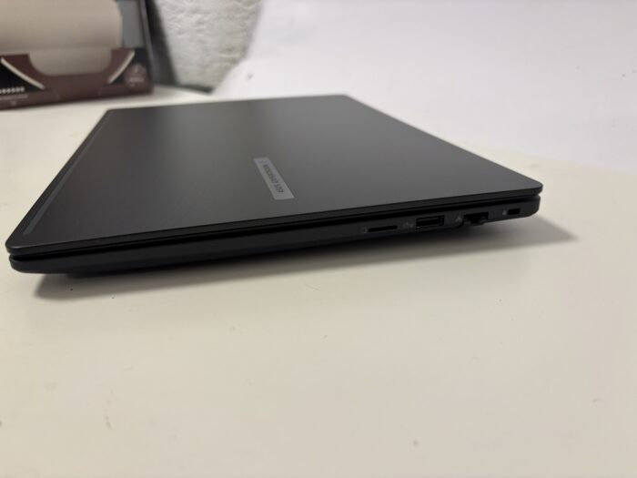 Asus ExpertBook B3 (B3405CVA-LY0873W) - Obrázek 7