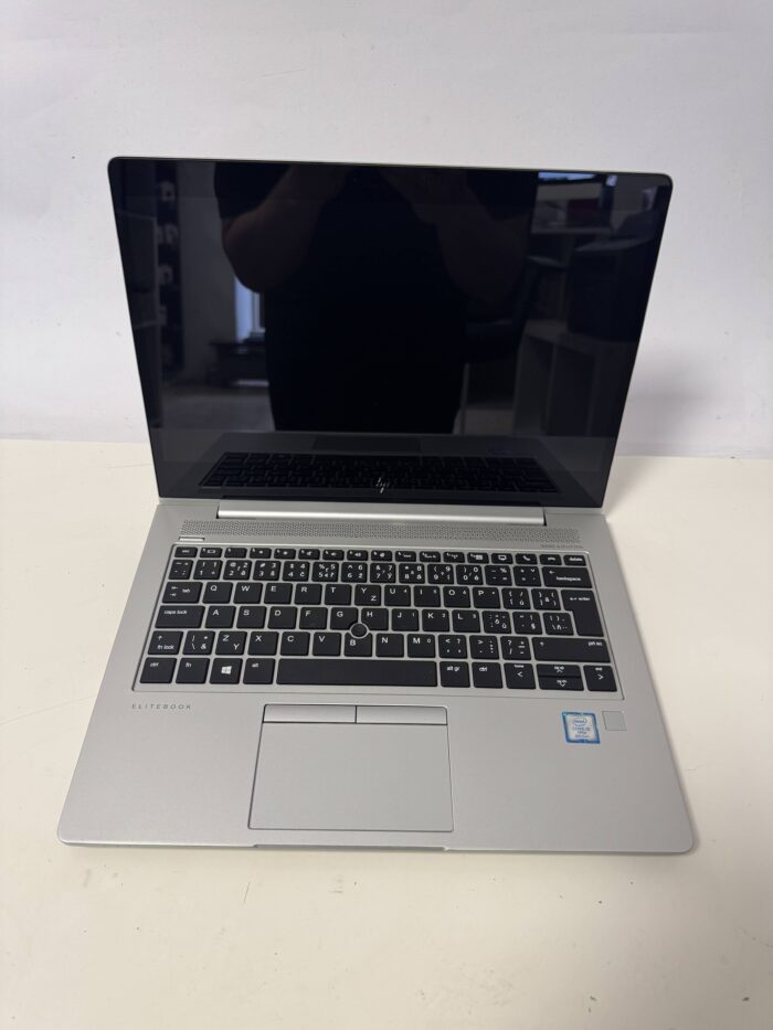 HP EliteBook 830 G5 - Obrázek 3